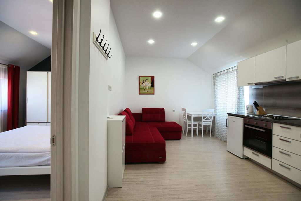 Apartment Zolotoy Bereg 5 Odessa Extérieur photo